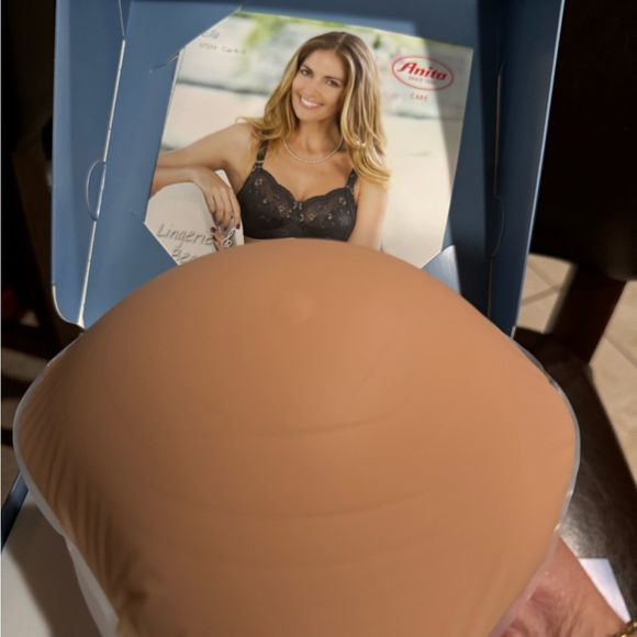 Anita Care - Breast Forms Full Form Triangular Shape Breast Form Sand main image 1